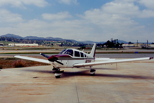 Photo of Piper Archer II N8788E Exterior